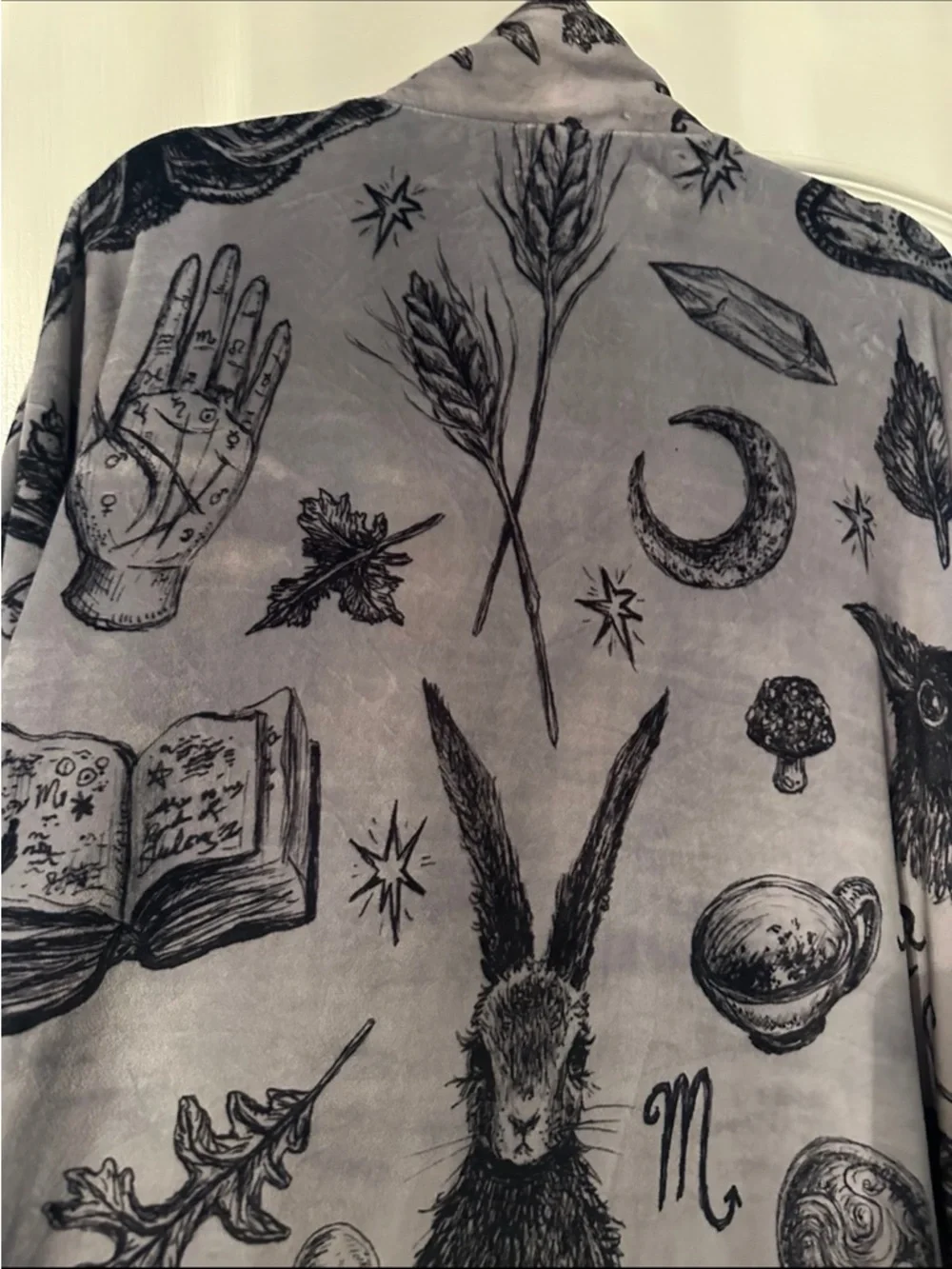Brett Manning Art Witchy Musings Robe - Picture 9 of 11